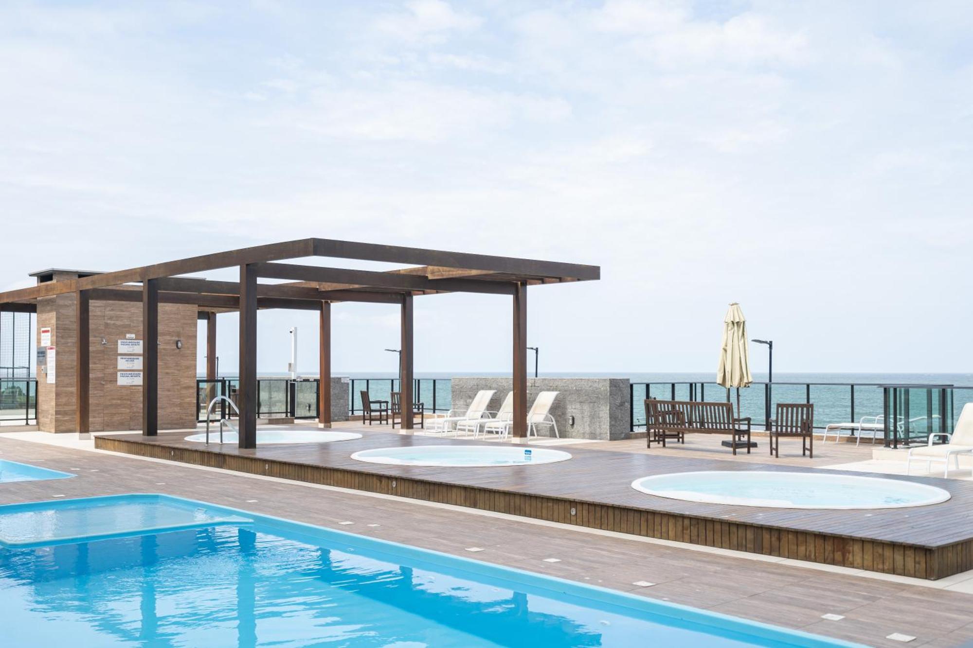 Aptos Completos Com Vista Mar Pe Na Areia Em Barra Velha Em Condominio Resort Com Spa, Piscina, Quadra De Futebol, Sala De Jogos, Brinquedoteca, Complexo Com Diversos Comercios Exterior photo