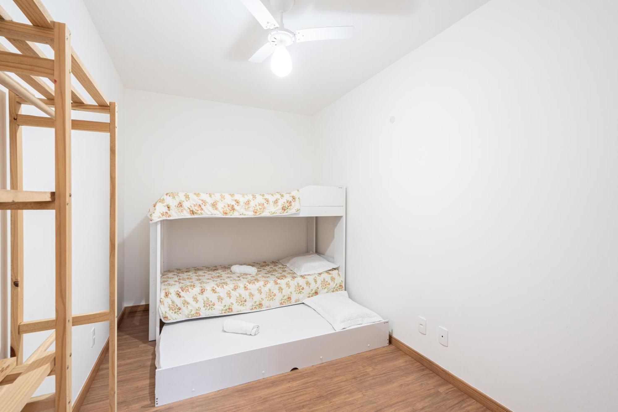 Aptos Completos Com Vista Mar Pe Na Areia Em Barra Velha Em Condominio Resort Com Spa, Piscina, Quadra De Futebol, Sala De Jogos, Brinquedoteca, Complexo Com Diversos Comercios Room photo